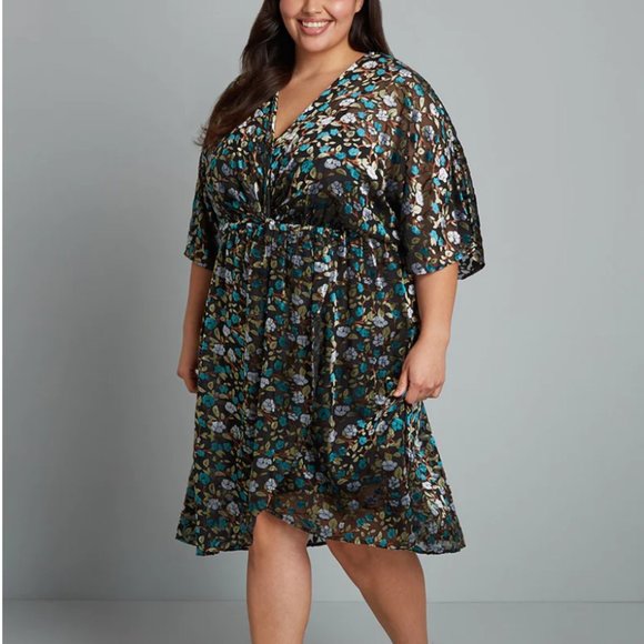 NWT Modcloth Dramatic Depths Velvet Dress - Picture 3 of 4